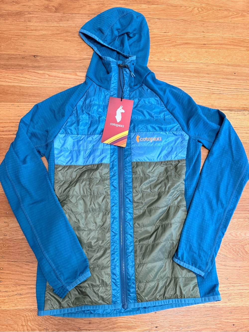 Cotopaxi women’s capa hybrid insulated Hooded Jacket size XS in gulf & pine